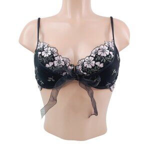 Victoria's Secret Women's Black Floral Embroidered Sexy Push-Up Bra Size 36C